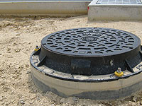 工事前のマンホール