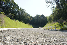 三本木行き止まりの道