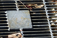 日進市のマークの雨水側溝