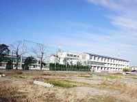 マンモス校日進市立西中学校