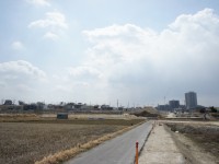 米野木駅へ抜ける道