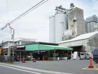 お米も野菜もやすい