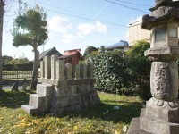 日進市野方にある津島神社の祠
