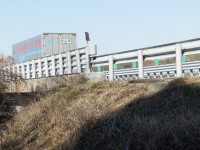 東名高速道路の南山橋