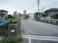 旧道は行き止まり