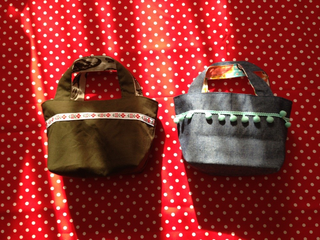 TOMOTOMOさん　お弁当かばん