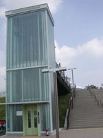 万博のエレベーター