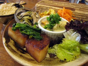 愛知県名古屋市天白区平針のトライバルアーツさん、マクロビ的ランチ